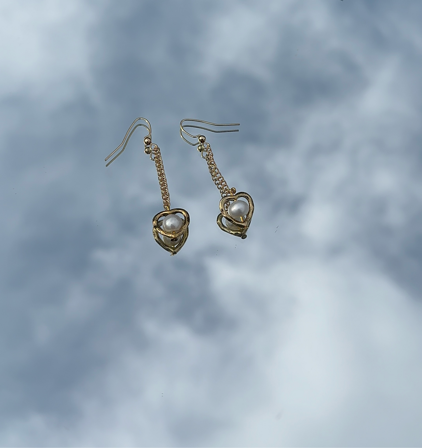 Pearl & Gold Dangle Earrings