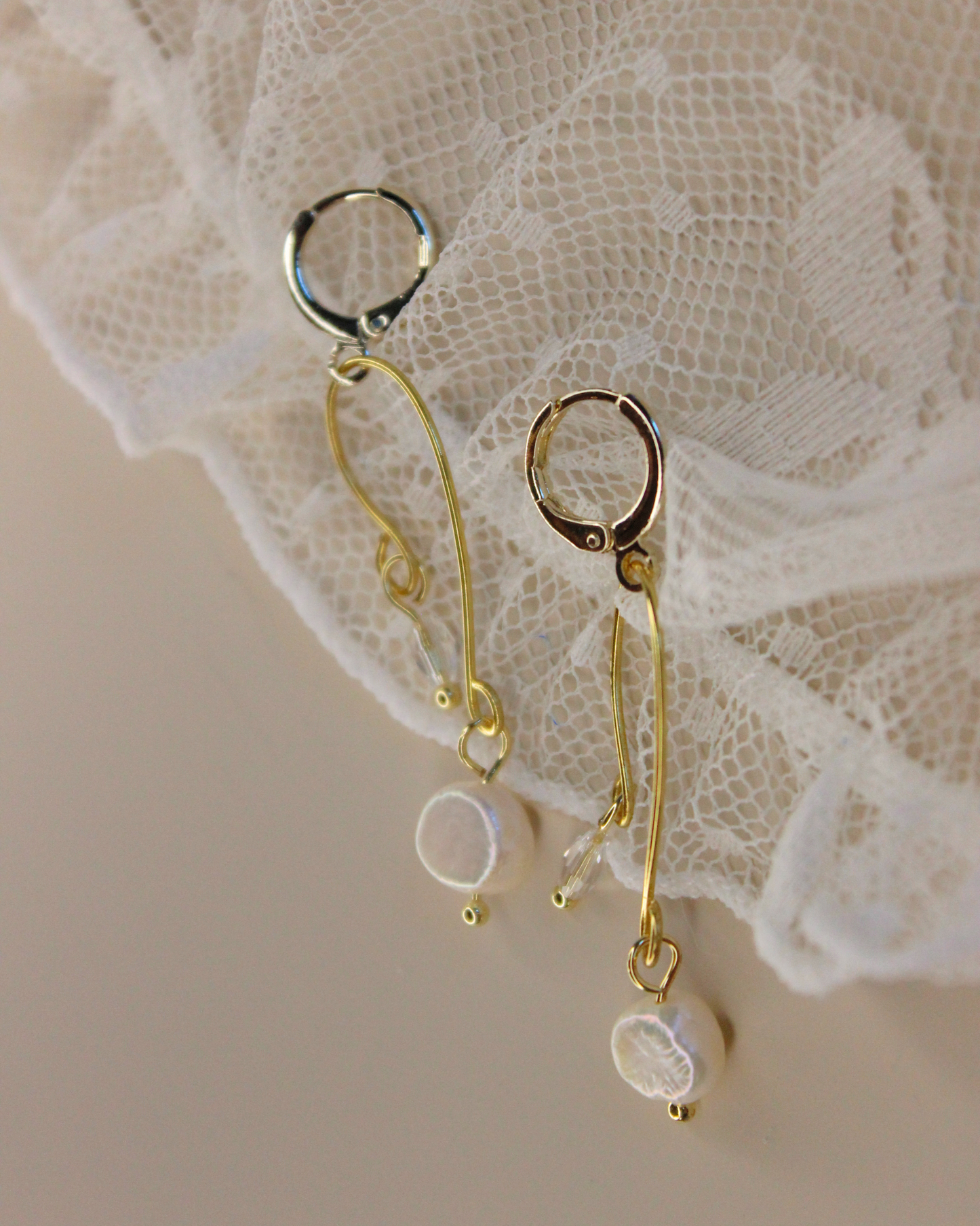(E3) Handmade Freshwater Pearl Earrings w 14k Gold Plated Huggie Hoops