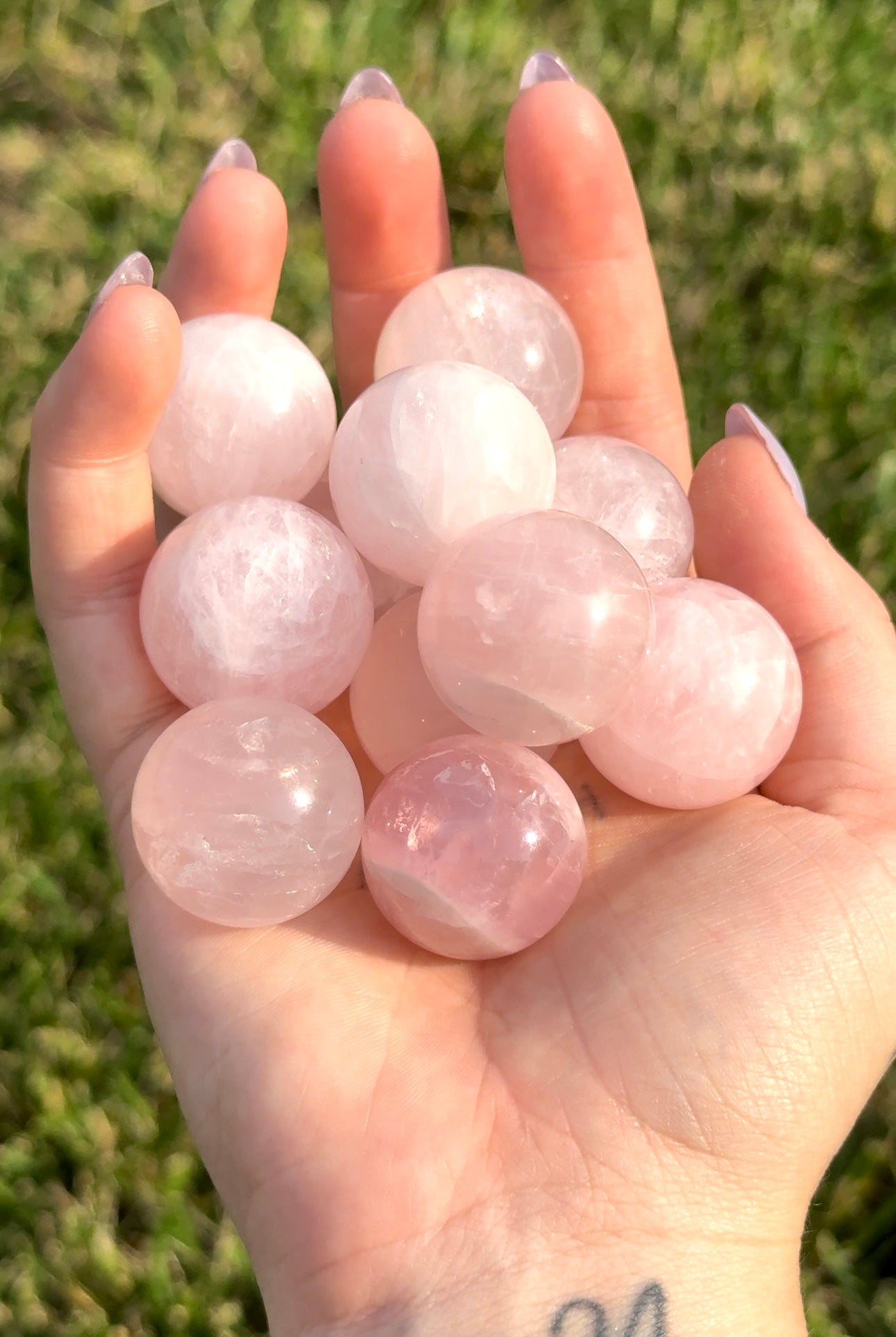 High-Quality Rose Quartz Crystal Spheres (LOVELOVELOVE) 20-30g 1”