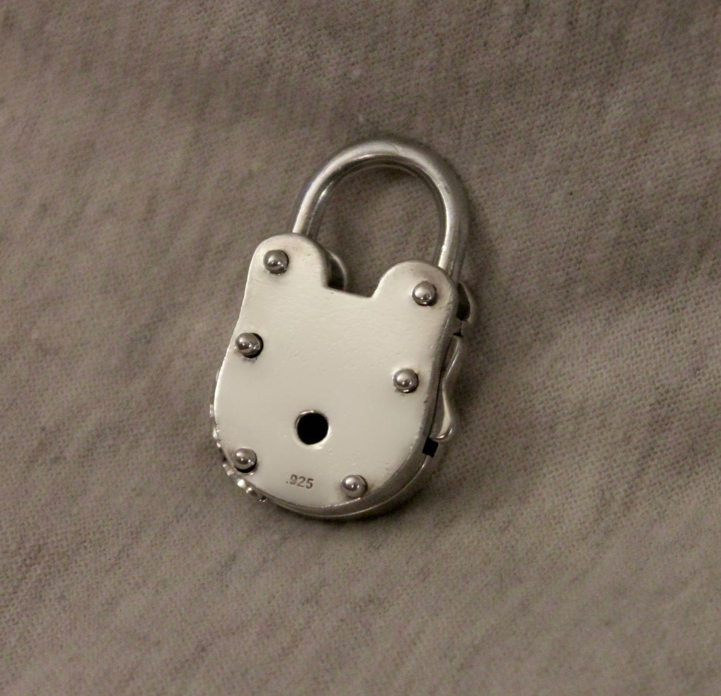 HOORSENBUHS Padlock Pendant in Sterling Silver 35mm