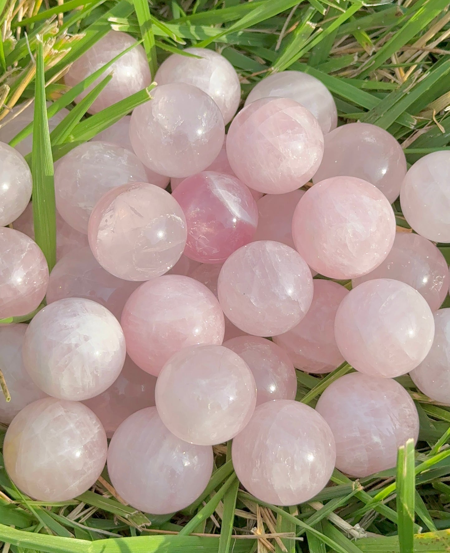 High-Quality Rose Quartz Crystal Spheres (LOVELOVELOVE) 20-30g 1”